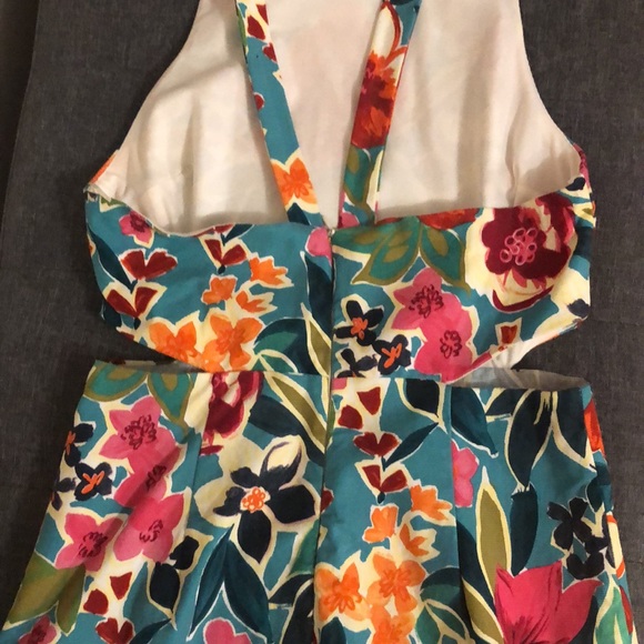 Zara floral cut out mini summer dress ! - Picture 4 of 7